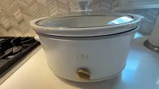 Paris Hilton 6-Quart Manual Slow Cooker - Why I bought this particular crock pot  may surprise you!