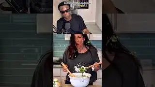 Муж и жена соревнуются друг с другом (пир любви) 😂😂 #вирусный
