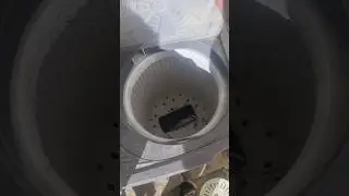 washing machine mai mobile Dal kar spin kar diya 😅 #youtubeshorts #trending