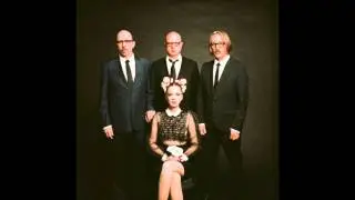 Garbage - Shut Your Mouth (Nalesia Remix)