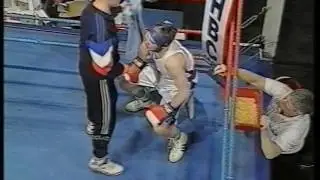 Alan Vaughan boxer : Alan Vaughan boxing in ABA SENIOR FINALS 1995
