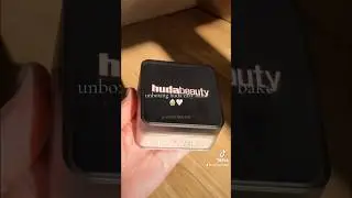 Unboxing @Hudabeauty EASY bake in poundcake #shorts #shortsfeed #makeup #unboxing #asmr #aesthetic