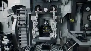 LEGO DC Batman Returns : 76252 Batcave Shadow Box