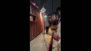 Will waving to fans after Scoot Inn, Austin show video by @howtypxcal