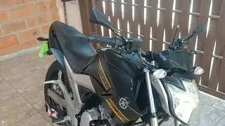 Fazer 2011 250 com acessórios e envelopamento