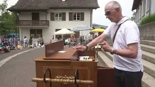 Zirkus Renz - gespielt auf Franz Oehrlein Drehorgel am Flohmarkt in Oetwil am See durch René Steiner