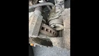 2010 Toyota Prius brake pads replacement repair