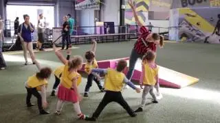BOUNCE Singapore: mini BOUNCE program