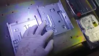 Home made diy dust free portable clean room enclosure cardboard box for repair HDD