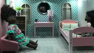 Snapshots of Taylor&rsquo;s Dollhouse - House Tour