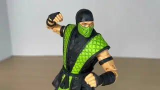 Обзор фигурки Рептилии из серии Mortal Kombat от McFarlane Toys.
