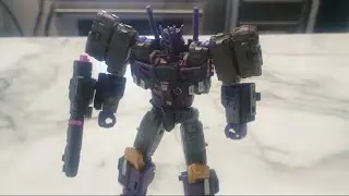 Transformers Legacy United Comic Universe Tarn Action Figure.