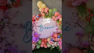 Floral Balloon Backdrop Idea #simplebackdrop #balloon #backdrop #floralbackground #floralbackdrop