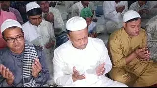 Firhad Hakim offers Eid prayers at Chtela Masjid