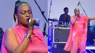 ALINE GAHONGAYIRE NA GABBY BACIYE IMPAKA MU GITARAMO CYA ROZA MUHANDO.