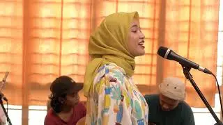 Munajat Cinta - T.R.I.A.D | Bella Nadinda Cover Keroncong