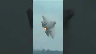Extreme Maneuvers of the F-35 Lightning: Pilot Skills or Pure Genius? #military #aviation #airshow