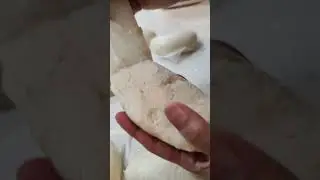 Steamed Custard Bao(Bun)蒸奶黄包