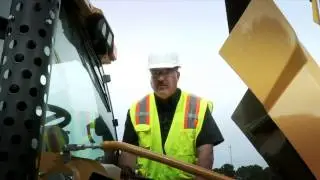 Daily Fluid Checks for the Cat® 416F, 420F and 430F Backhoe Loaders