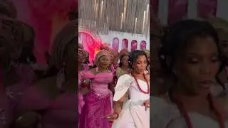 The Bride&rsquo;s Team Dance. #wedding #dance #bride #happybride #weddingparty #weddinggame