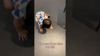 [Mumu TV] Pick yourself up when you fall.#babyfalling #standup
