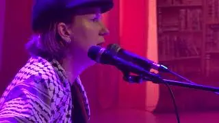 Taalvonken: inspirerende duo's met po&euml;zie, muziek, dans en beeld | Writers Unlimited 2025