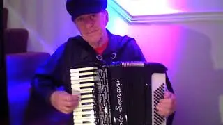 Navvie on the Line - a Hornpipe on piano accordion