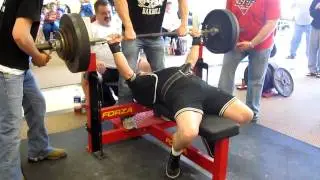 Steve Lamneck - 425 pound bench press at the SPF Guerilla Squad Classic 3/27/10