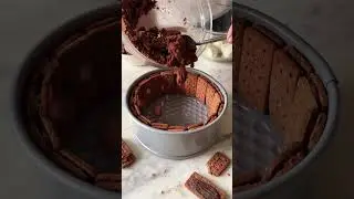 *BEST EVER* BOURBON BISCUIT CHEESECAKE #shorts