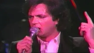 TERCIOPELO Y PIEDRA ( Camilo Sesto - En concierto - De Madrid con Amor ) HD