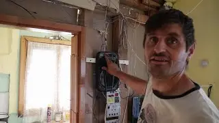 CUM A LEGAT ARTHUR BOXELE LA TELEVIZOR CA SĂ AIBĂ MUZICĂ LA PALAT?!?