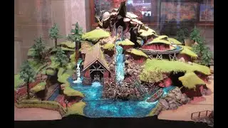 Splash Mountain Model in Frontierland Train Station (1991) - Magic Kingdom - Walt Disney World
