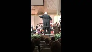 Conductor-performance Olefirowicz, Candide, Bernstein. Олиферович, его харизма, Кандид, Бернстайн.