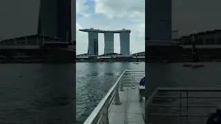 Singapore - Marine Bay Sands #shorts #singapore #marinabaysingapore #nature #travelvlog #asia #asian