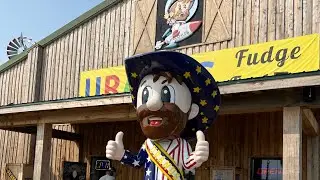 Wiggles is in Uranus | Uranus fudge factory| Richmond Indiana