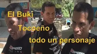 El Buki tocoeño con los calzones en la mano todo un filósofo