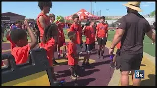 Hall of famer Rod Woodson gives back to the youth of Las Vegas