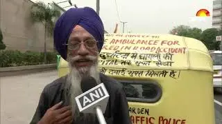 Auto Ambulance  Harjinder Singh offers free service to accident victims