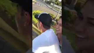 Simone com Medo Passeando de Moto Com Kak&aacute;
