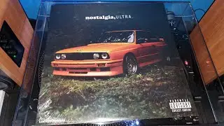 Frank Ocean - Nostalgia Ultra Vinyl unboxing