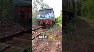 End of the Diesel Era 😢🥀 WDP3A spotted in GOC 🇮🇳 #scrapped #alco #shorts