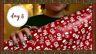 ASMR Wrapping Paper Rubbing & Scratching = Crinkles! ❤️ Tingles Crinkles / DAY 8