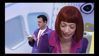 Junior Express - Estaci&oacute;n Alegr&iacute;a / Topa hace el anuncio y cuenta chistes,nadie se r&iacute;e