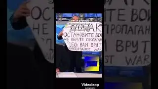 Woman protests Russia&rsquo;s invasion of Ukraine on Russian government TV #shorts