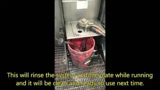 Micro-Fiber Anilox Roll Cleaning Plate in action! Anilox Cleaning Blanket by Efficient Anilox Care.