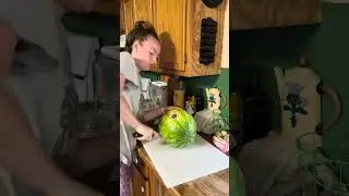 House Cleaning Time! #mom #cleaning #youtubeshorts #funny #foryou #motivation#clean#aesthetic