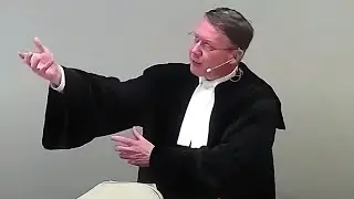 Onverwachts kwam hij thuis en vond zijn vrouw in bed met een andere man. Hij liep naar de keuken en
