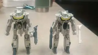 Robotech Macross VF-1S Veritech Fighter Robot Vintage 1980s Action Figure Official.