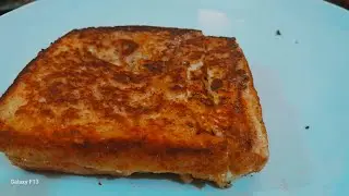 Easy french toast 3 minutes. Delesious fluffy and tastefull. This is bettar than bread omlete!