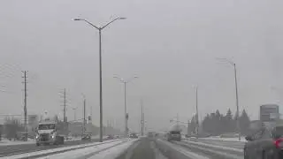 Smooth drive on a snowy day #viralvideo #trump 